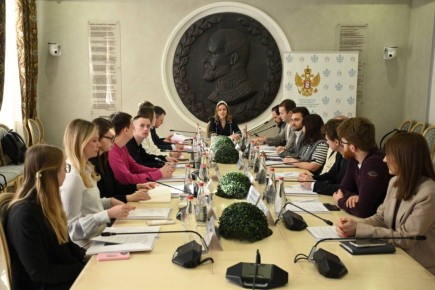 Мария Львова-Белова: Развитие сети подростковых центров обсудили с регионами