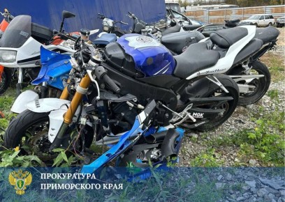 В Артеме перед судом предстанет местный житель за неоднократное управление мотоциклом без прав