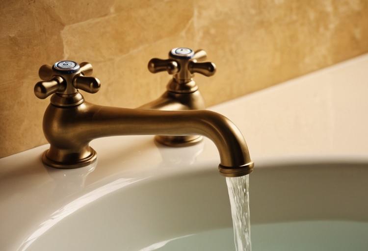 Временные отключения холодной воды запланированы во Владивостоке - ДАТА И АДРЕСА