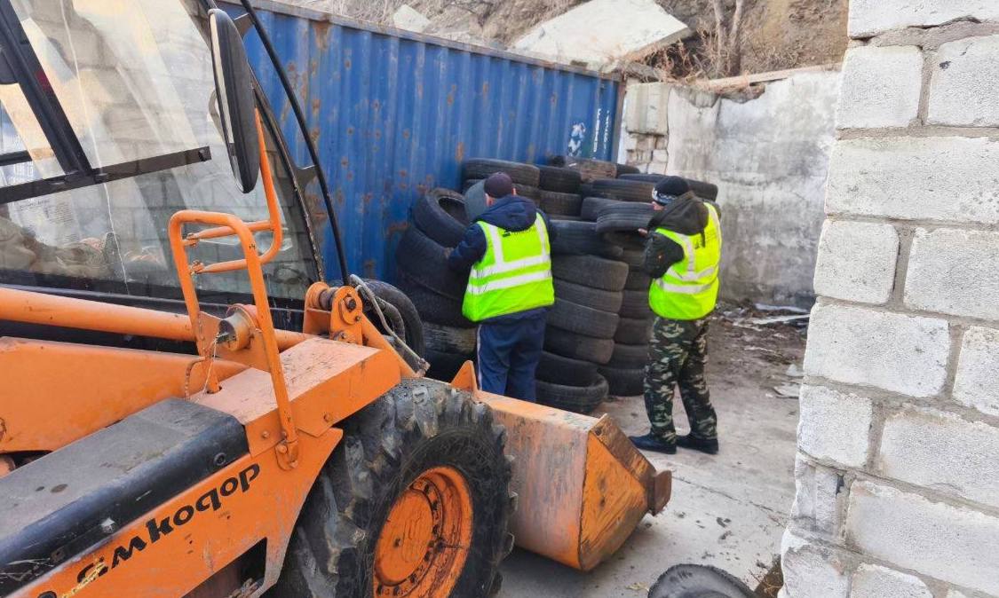 Сегодня во Владивостоке: работы на инженерных сетях, ремонт дорожной инфраструктуры, демонтаж объектов и санитарная уборка Сегодня во Владивостоке: работы на инженерных сетях, ремонт дорожной инфраструктуры, демонтаж объектов и санитарная уборка