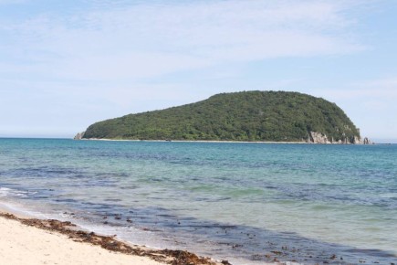 В Приморье есть таинственное место — остров Петрова