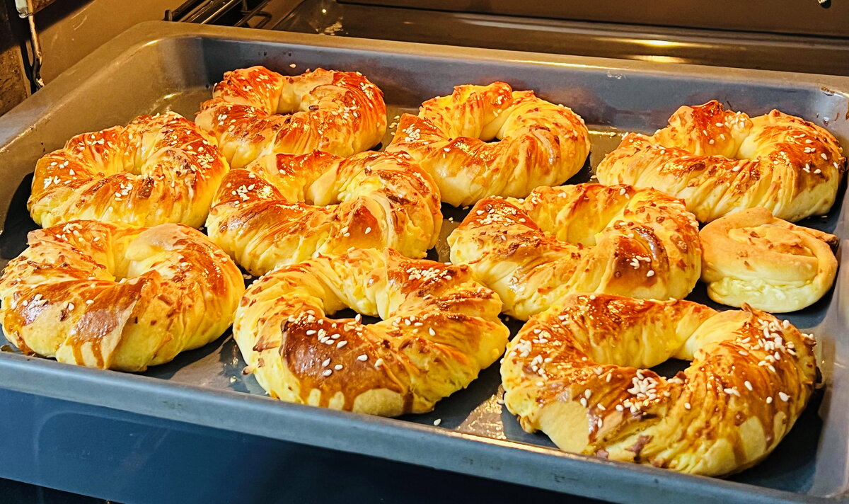 Вкусные уголки: приготовление универсальной выпечки из простых ингредиентов