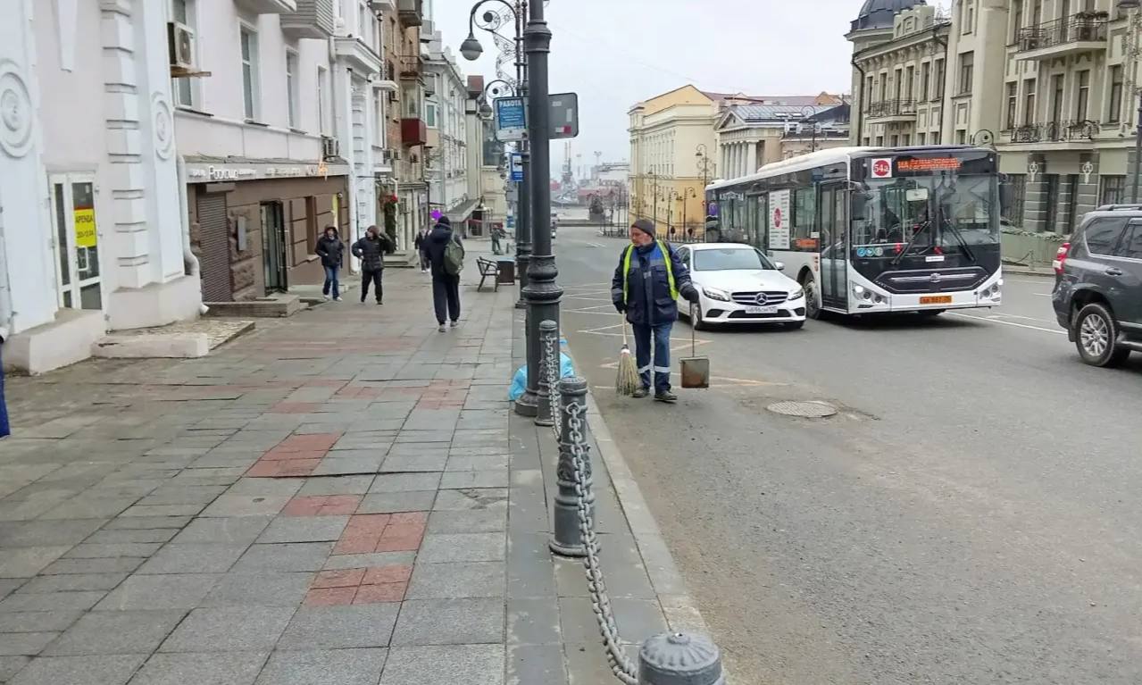 Сегодня во Владивостоке: работы на инженерных сетях и санитарная уборка Сегодня во Владивостоке: работы на инженерных сетях и санитарная уборка