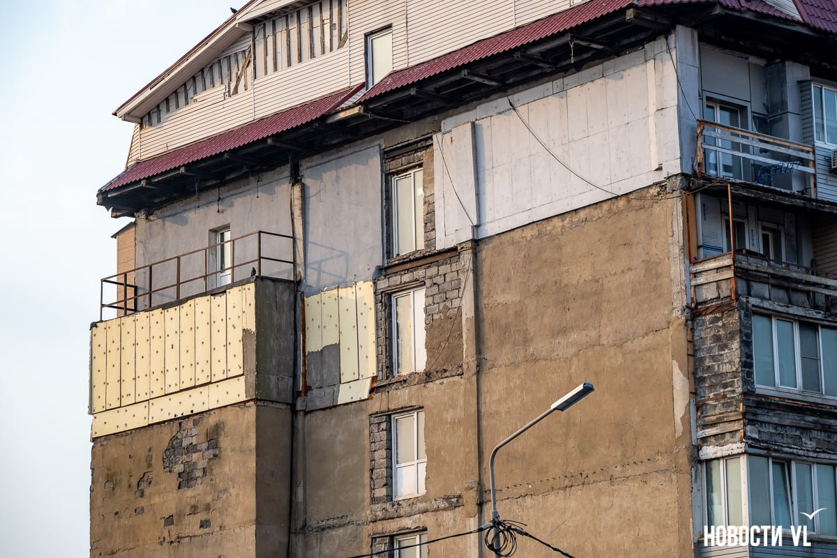 Убийства и покушения, гаражи, мансарда, рейдерские захваты и бесконечные суды: история владивостокских «фавел» на Нижнепортовой Убийства и покушения, гаражи, мансарда, рейдерские захваты и бесконечные суды: история владивостокских «фавел» на Нижнепортовой