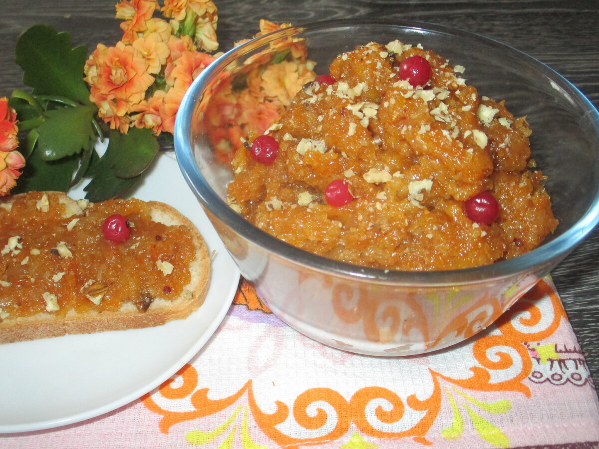 Сладкая тыква с курагой и орехами: вкусное угощение для всей семьи