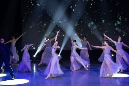 ����������� ������ V ������������� ��������������� ��������� ������ � ���������� ������� ������