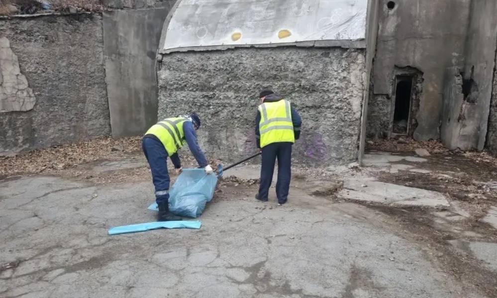 Сегодня во Владивостоке: работы на инженерных сетях, ремонт дорожной инфраструктуры, демонтаж объектов и санитарная уборка Сегодня во Владивостоке: работы на инженерных сетях, ремонт дорожной инфраструктуры, демонтаж объектов и санитарная уборка