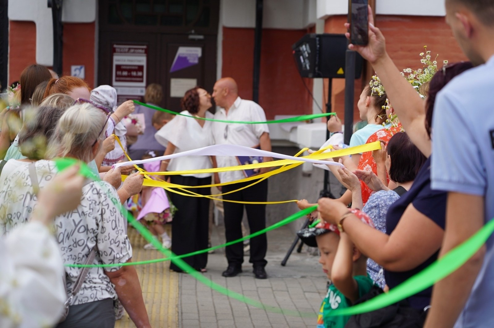 Уссурийские пары, прожившие в браке более 25 лет приглашают на праздничное мероприятие посвященное Дню семьи, любви и верности