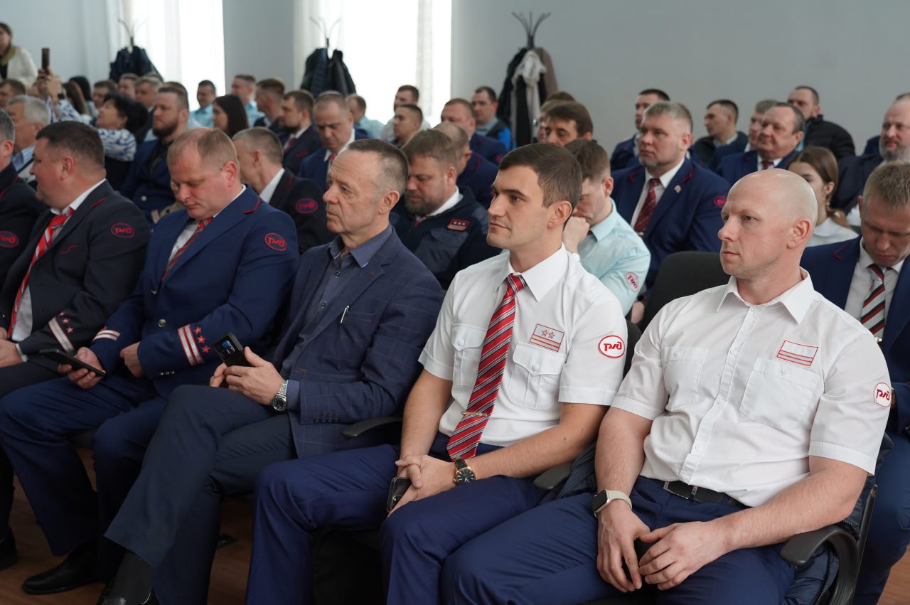 В Уссурийске отметили День машиниста В Уссурийске отметили День машиниста