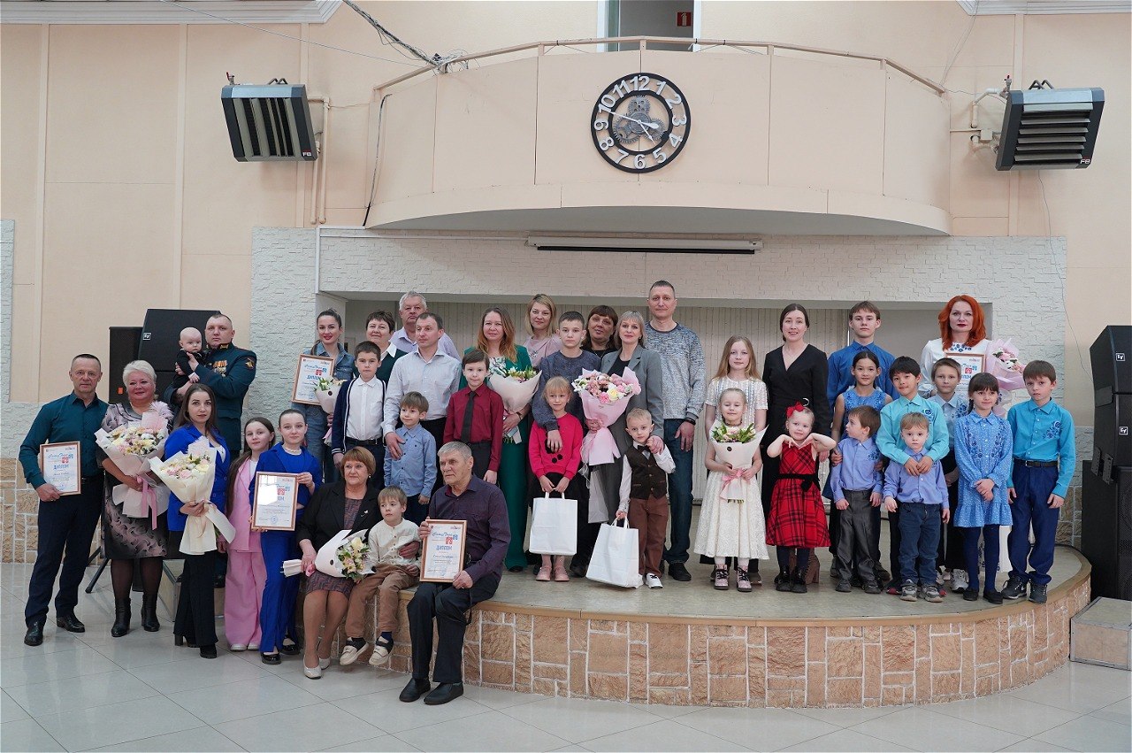 Евгений Корж: Сегодня наградил победителей муниципального этапа конкурса «Семья года — 2026» Евгений Корж: Сегодня наградил победителей муниципального этапа конкурса «Семья года — 2026»