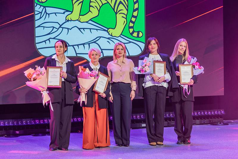 Во Владивостоке стартовал пятый Международный конкурс-фестиваль творчества и музыки «Другая высота» Во Владивостоке стартовал пятый Международный конкурс-фестиваль творчества и музыки «Другая высота»