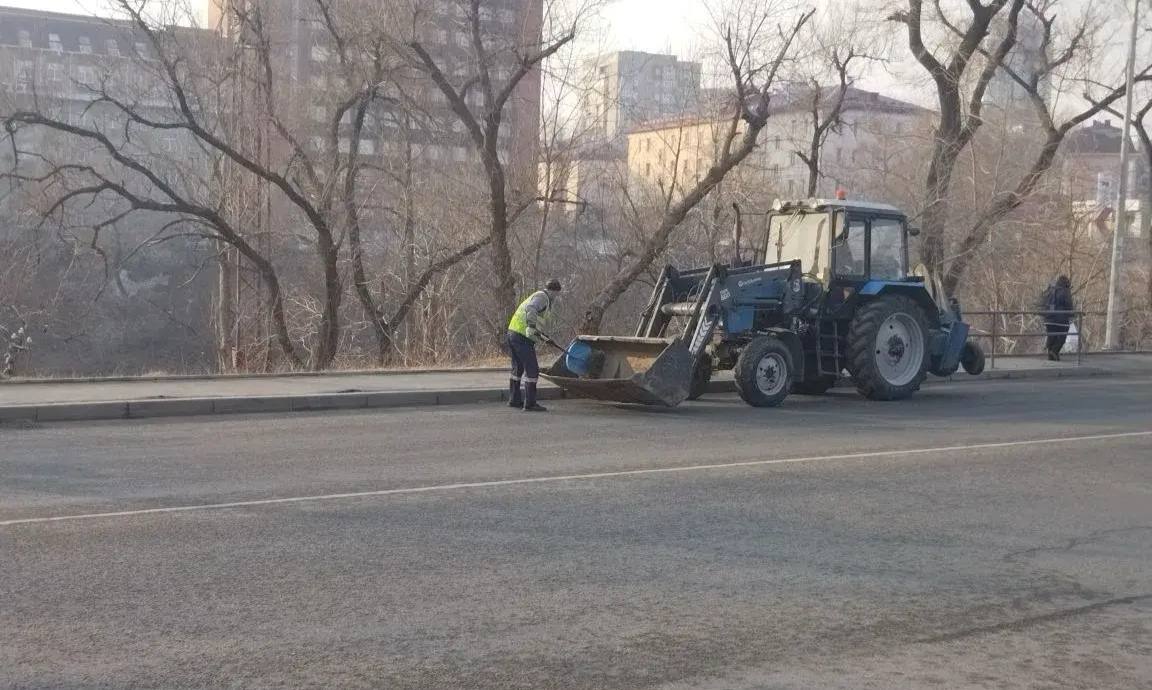 Сегодня во Владивостоке: работы на инженерных сетях и санитарная уборка Сегодня во Владивостоке: работы на инженерных сетях и санитарная уборка