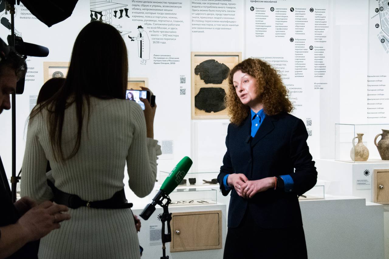 В Музее Москвы состоялась торжественная презентация клада серебряных монет, найденных на Берсеневской набережной В Музее Москвы состоялась торжественная презентация клада серебряных монет, найденных на Берсеневской набережной