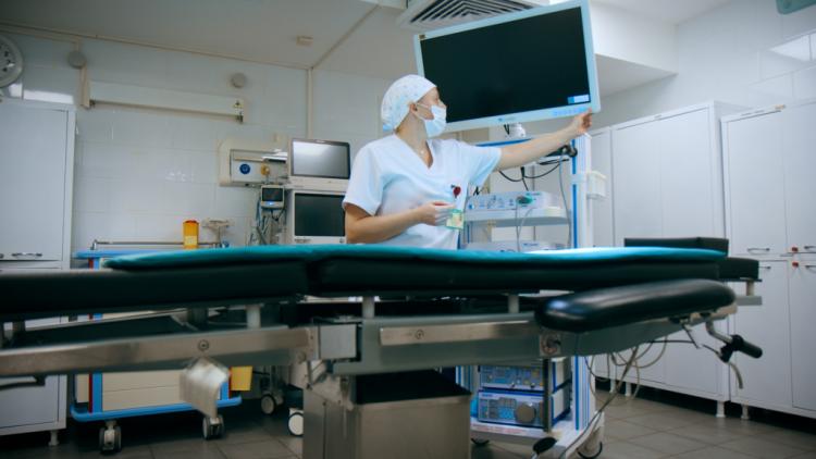 Владивостокская поликлиника №6 (многопрофильный клинический медицинский центр) начала проводить сложные урологические операции бесплатно для пациентов — по полису ОМС