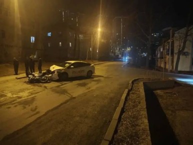 Госавтоинспекция Владивостока ищет очевидцев ДТП с участием мотоциклиста и просит приморцев соблюдать ПДД