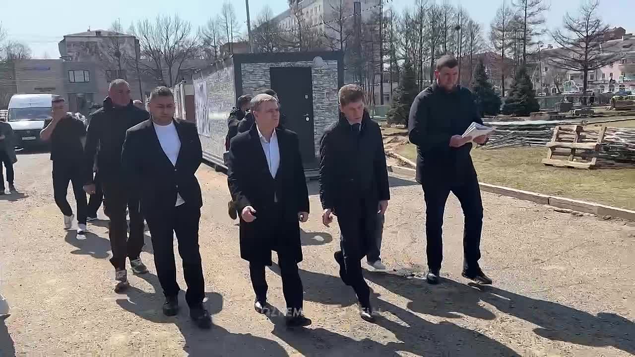 Олег Кожемяко: В Уссурийске благоустраивают центральную площадь по инициативе жителей