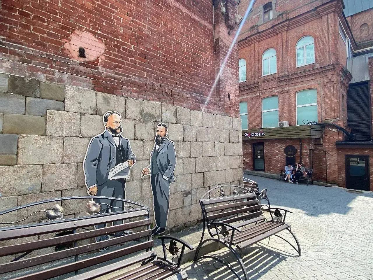 Зданию торгового дома «Кунст и Альберс» на Светланской, 33-35 сегодня исполняется 142 года Зданию торгового дома «Кунст и Альберс» на Светланской, 33-35 сегодня исполняется 142 года