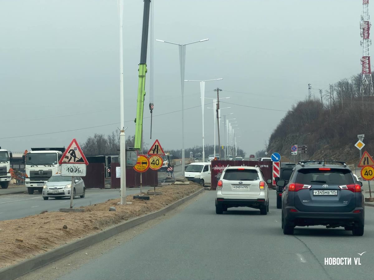 На Университетском проспекте изменили схему реверсивного движения