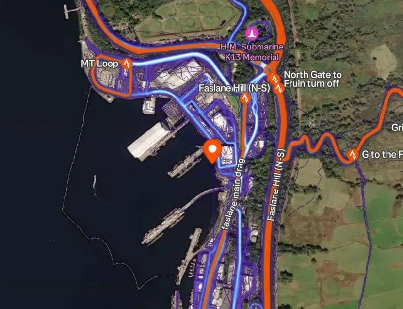 Бегать — врагу помогать. Сотни британских военнослужащих выставили на всеобщее обозрение свои локации на секретных базах — и всё из-за фитнес-приложения Strava Бегать — врагу помогать. Сотни британских военнослужащих выставили на всеобщее обозрение свои локации на секретных базах — и всё из-за фитнес-приложения Strava