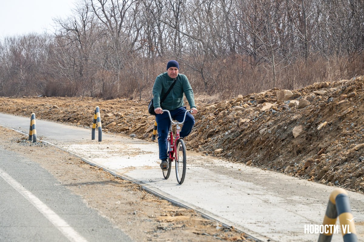 Новый маршрут, старые раскопки, видовая и мост: в каком состоянии велодорожки Русского острова встречают этот сезон Новый маршрут, старые раскопки, видовая и мост: в каком состоянии велодорожки Русского острова встречают этот сезон