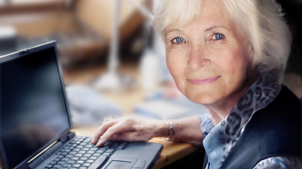 Пенсия не повод для отдыха: как пожилые люди зарабатывают в интернете