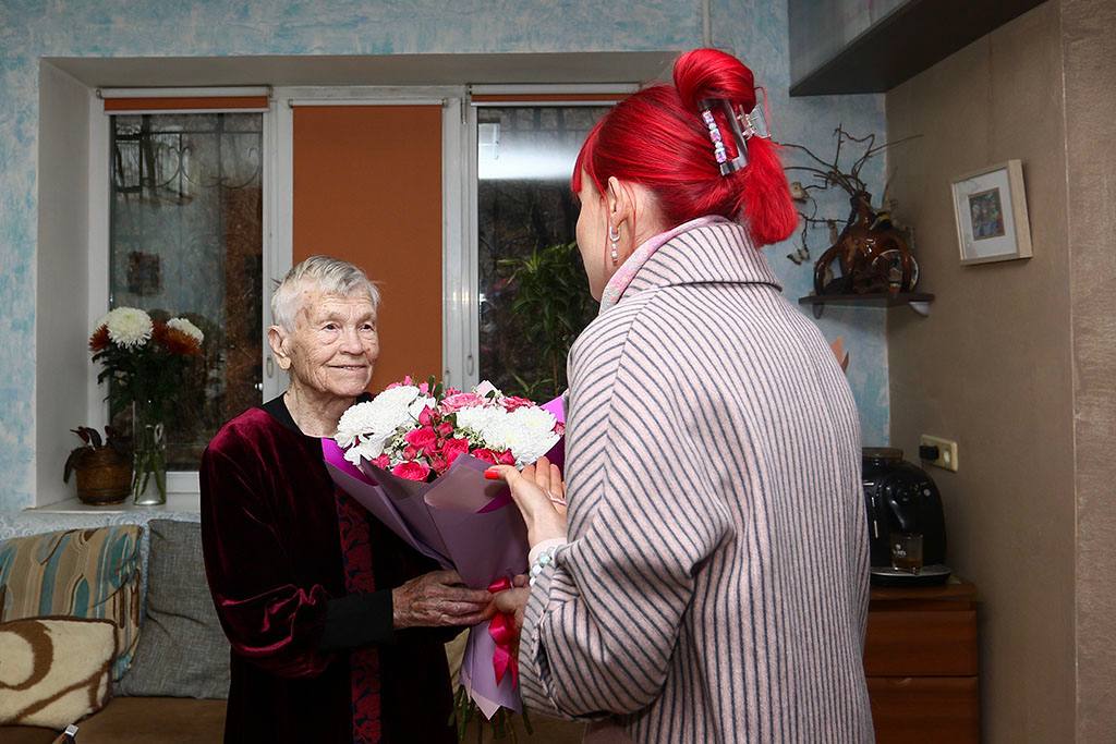 В Находке поздравили тружениц тыла