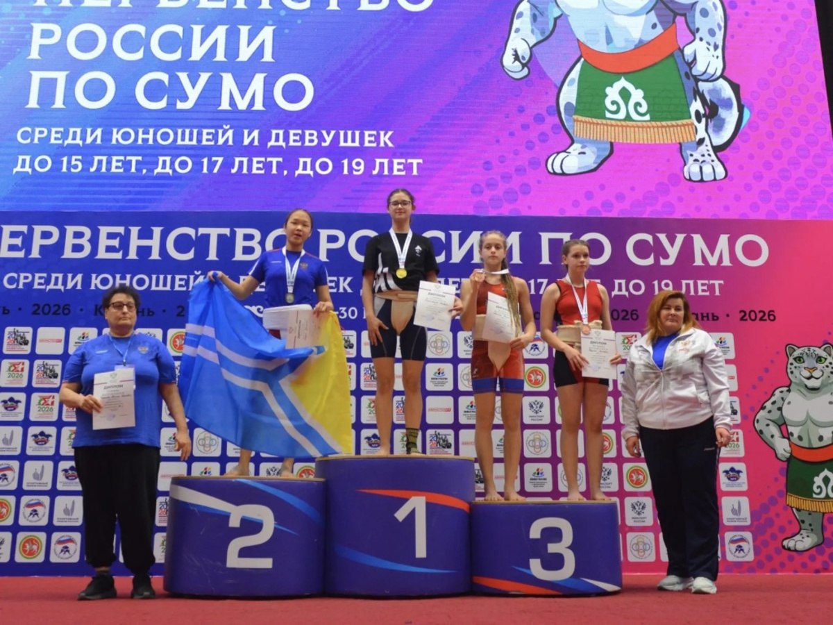 Три бронзовые медали и путёвку в сборную завоевали сумоистки из Владивостока Три бронзовые медали и путёвку в сборную завоевали сумоистки из Владивостока