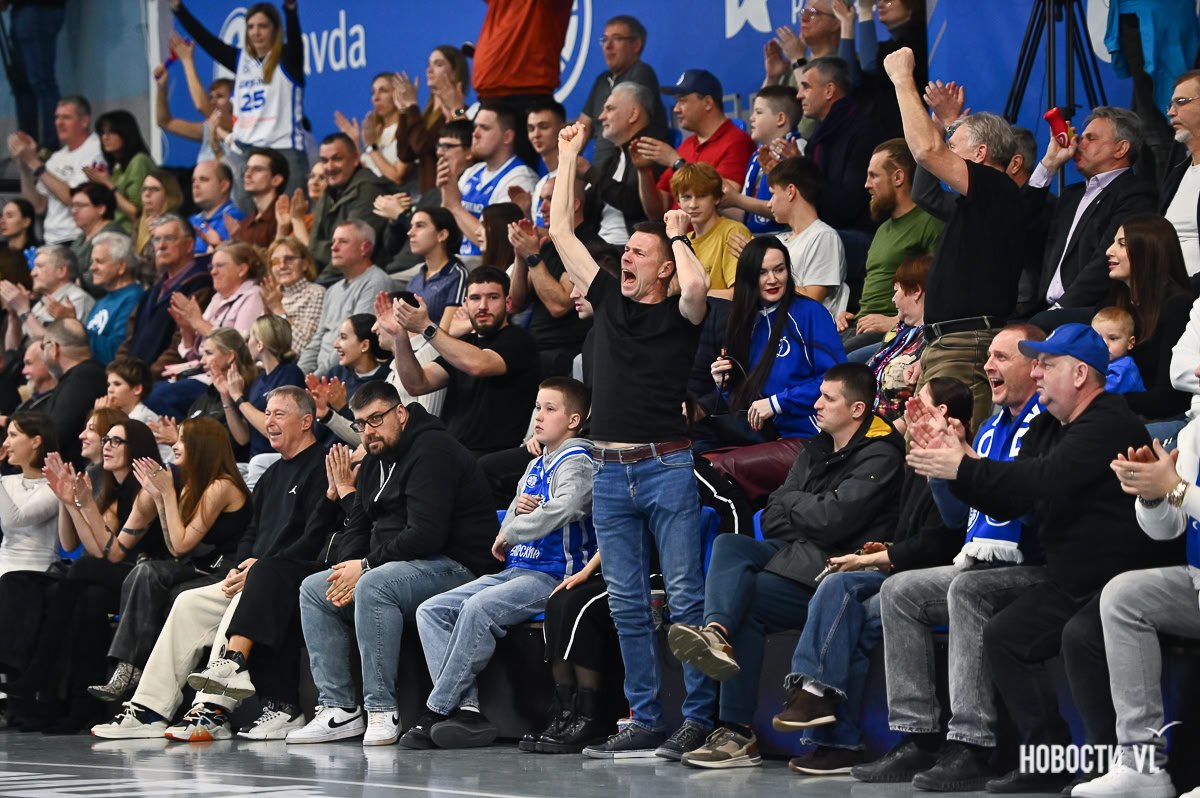 Баскетбольное «Динамо» стартовало в плей-офф Суперлиги с поражения от «Новосибирска» Баскетбольное «Динамо» стартовало в плей-офф Суперлиги с поражения от «Новосибирска»