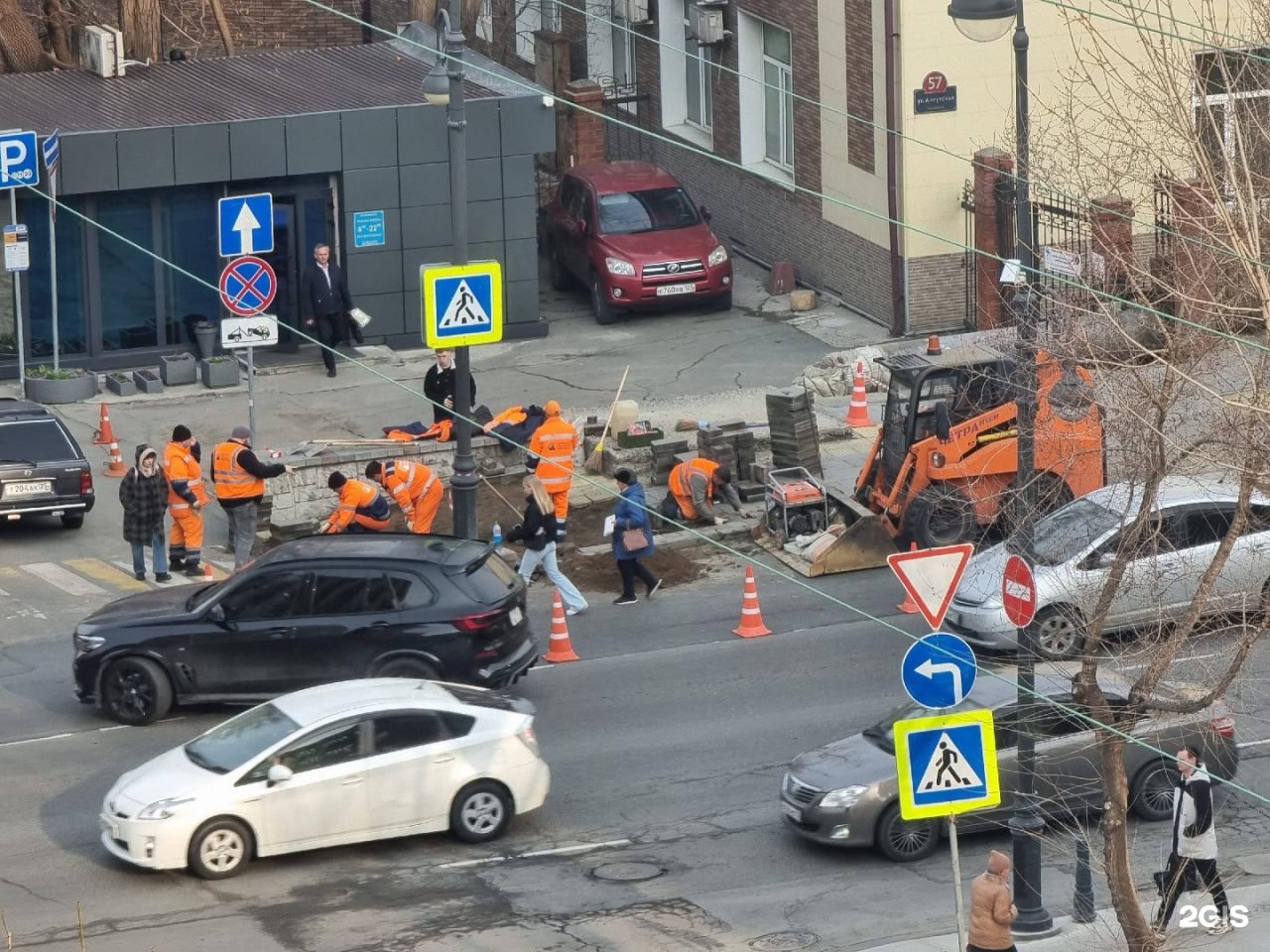 С конца марта в центре Владивостока восстанавливают пешеходные зоны