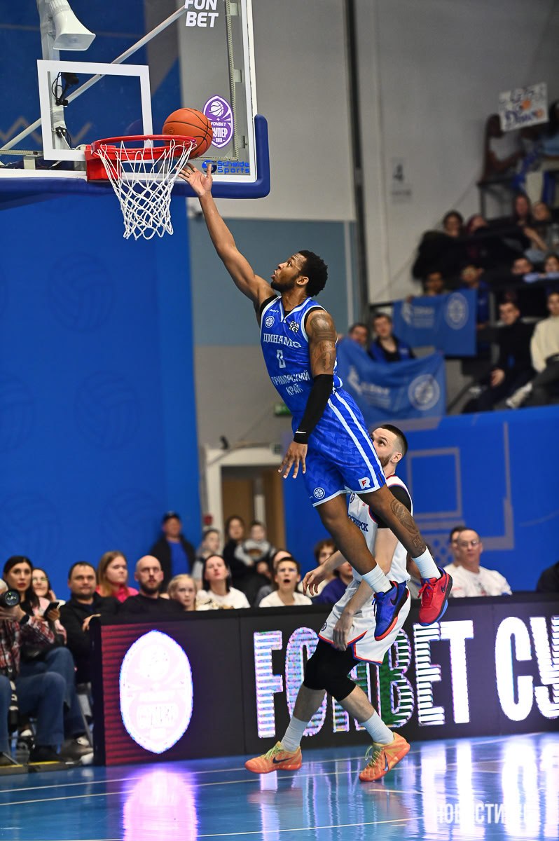 Баскетбольное «Динамо» стартовало в плей-офф Суперлиги с поражения от «Новосибирска» Баскетбольное «Динамо» стартовало в плей-офф Суперлиги с поражения от «Новосибирска»