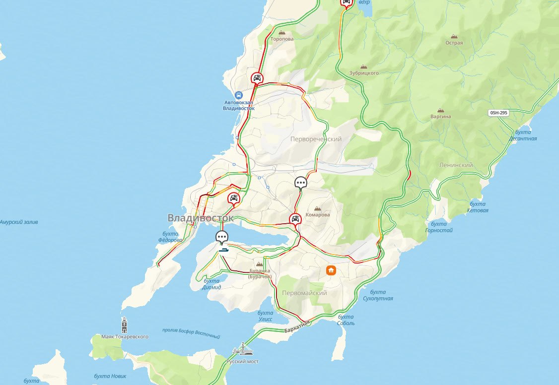 Во Владивостоке идёт дождь, а тем временем на дорогах города пробки оцениваются в 7 баллов