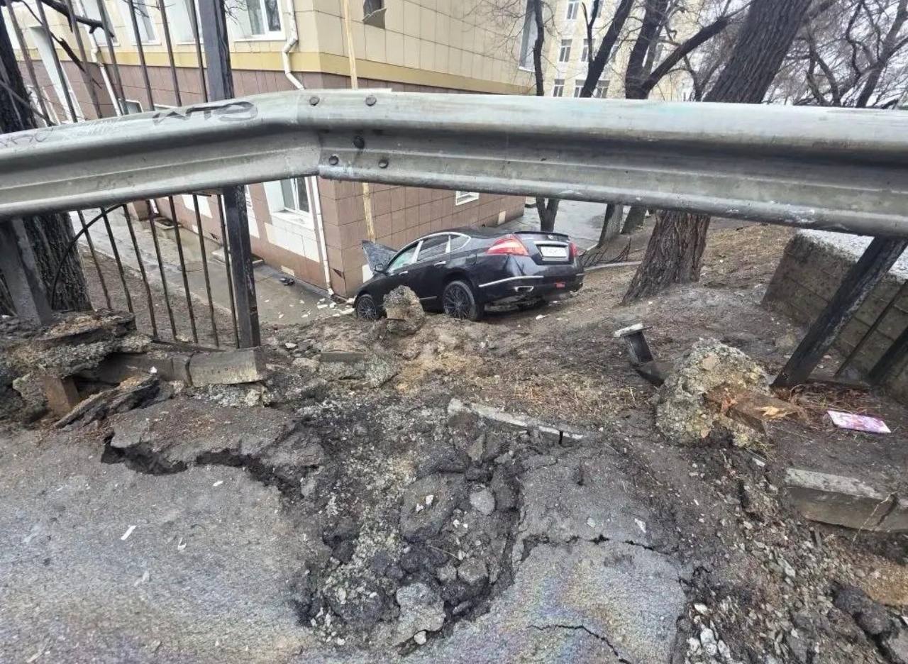 Госавтоинспекция Владивостока устанавливает личность водителя, скрывшегося с места ДТП Госавтоинспекция Владивостока устанавливает личность водителя, скрывшегося с места ДТП