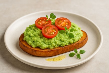 Здоровый и вкусный авокадо-тост без хлеба: простой рецепт для любителей легкого завтрака