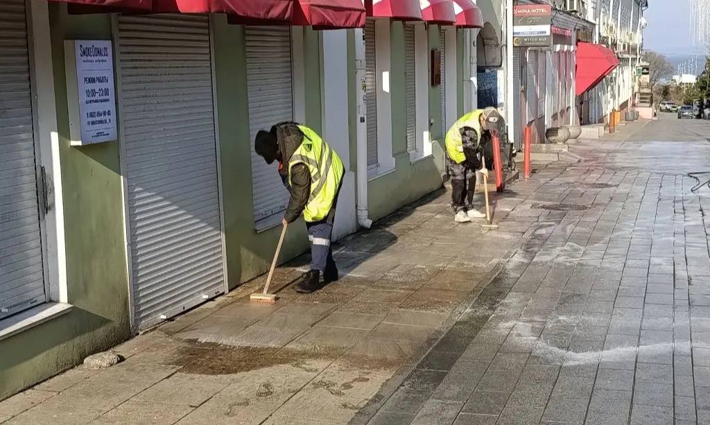 Сегодня во Владивостоке: работы на инженерных сетях и санитарная уборка Сегодня во Владивостоке: работы на инженерных сетях и санитарная уборка