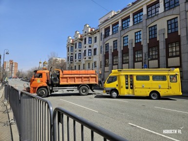 Движение по Океанскому проспекту перекрыли для подготовки к крестному ходу