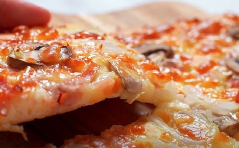 Пирог на кефире: быстрое решение для гурманов