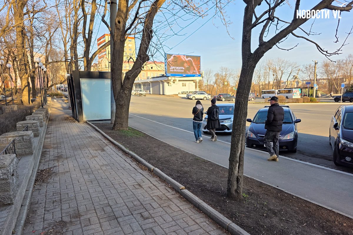 Фотограф Новостей VL cъездил на остановку «Гайдамак», которую завтра начнут переносить ближе к центру Фотограф Новостей VL cъездил на остановку «Гайдамак», которую завтра начнут переносить ближе к центру