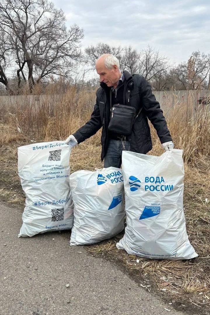 На страже чистоты: в Уссурийске проверяют правила содержания территорий На страже чистоты: в Уссурийске проверяют правила содержания территорий