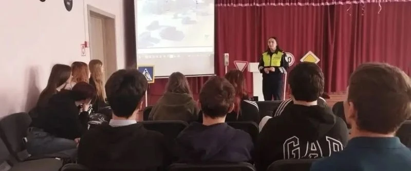 Сотрудники полиции Черниговского округа Приморья провели акцию «Мототранспорт детям не игрушка!» Сотрудники полиции Черниговского округа Приморья провели акцию «Мототранспорт детям не игрушка!»