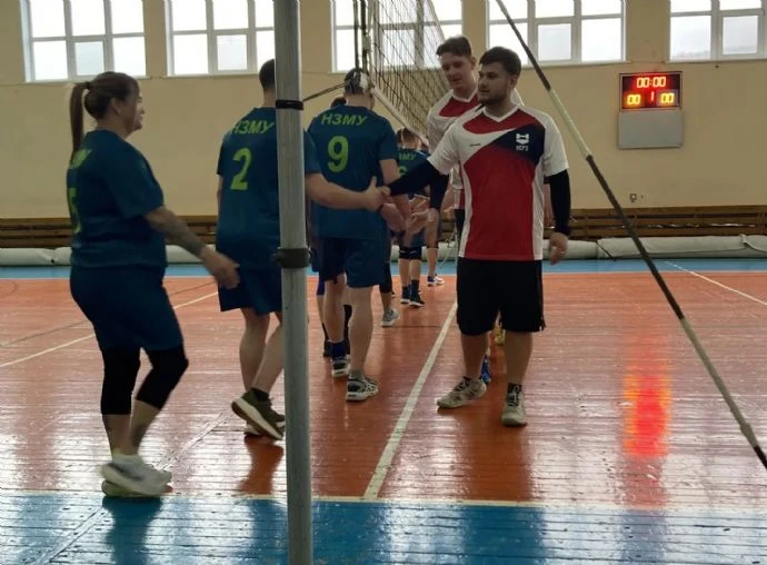 Сильнейшая волейбольная команда среди предприятий Находки – определена! Сильнейшая волейбольная команда среди предприятий Находки – определена!