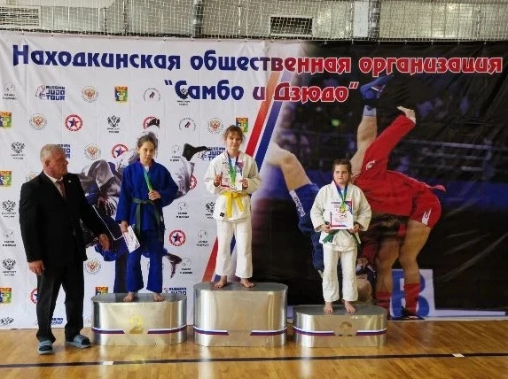 Чемпионат и первенство города объединили двести находкинских дзюдоистов Чемпионат и первенство города объединили двести находкинских дзюдоистов
