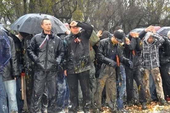 Владимир Рогов: Спустя 12 лет после своего подвига легендарные 300 запорожцев возвращаются домой Владимир Рогов: Спустя 12 лет после своего подвига легендарные 300 запорожцев возвращаются домой