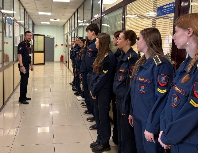 Во Владивостоке транспортные полицейские организовали для студентов комплекс увлекательных экскурсий Во Владивостоке транспортные полицейские организовали для студентов комплекс увлекательных экскурсий