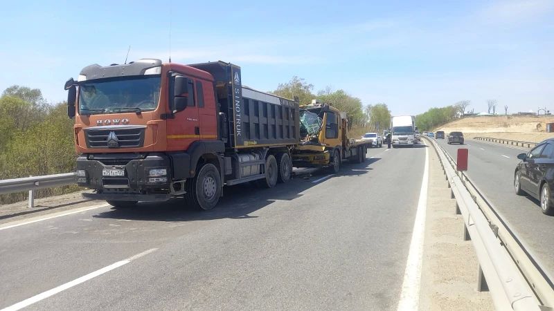 Госавтоинспекция Приморья: несоблюдение дистанции спровоцировало столкновение транспортных средств с тяжелыми последствиями