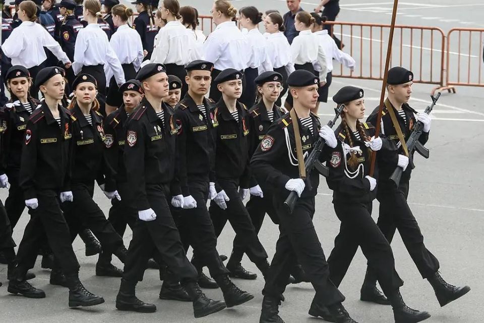 Генеральная репетиция парада Дня Победы прошла на Центральной площади