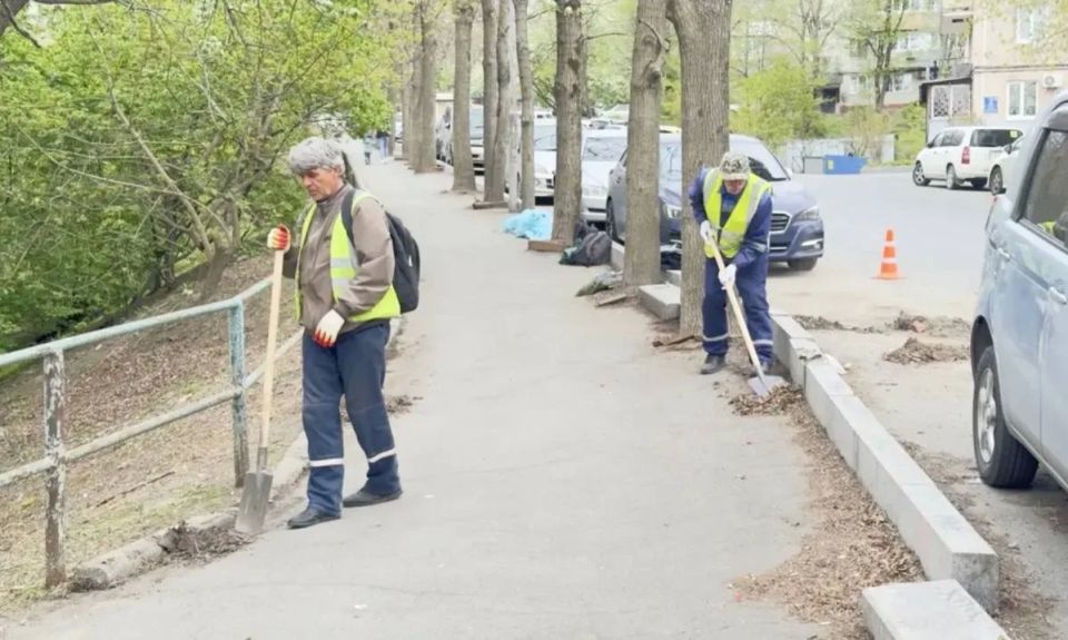 Сегодня во Владивостоке: работы на инженерных сетях, дорожной инфраструктуре, демонтаж объектов и санитарная уборка Сегодня во Владивостоке: работы на инженерных сетях, дорожной инфраструктуре, демонтаж объектов и санитарная уборка