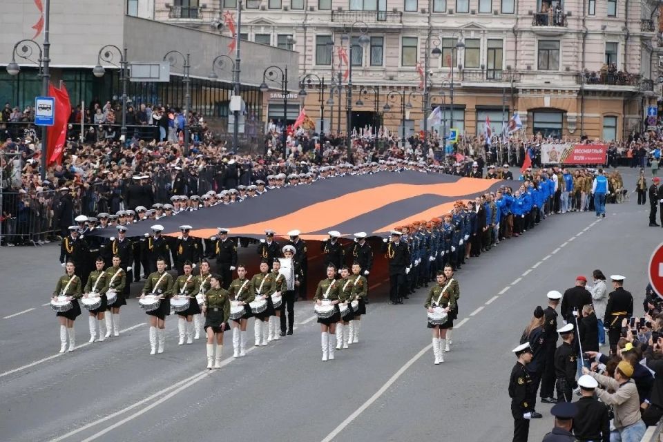 Власти напоминают жителям и гостям города о важности соблюдения правил личной и общественной безопасности 9 Мая