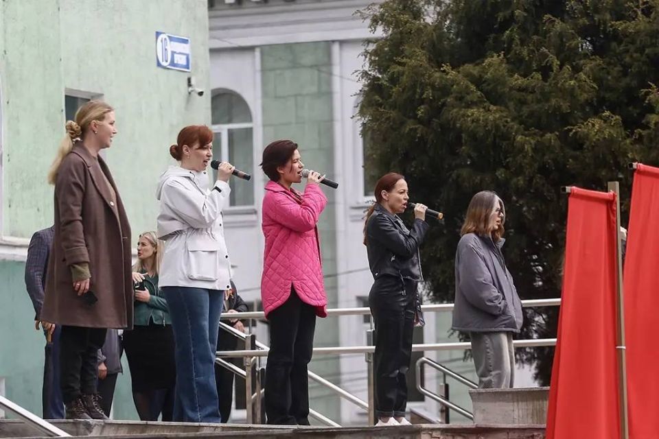 Генеральная репетиция парада Дня Победы прошла на Центральной площади Генеральная репетиция парада Дня Победы прошла на Центральной площади