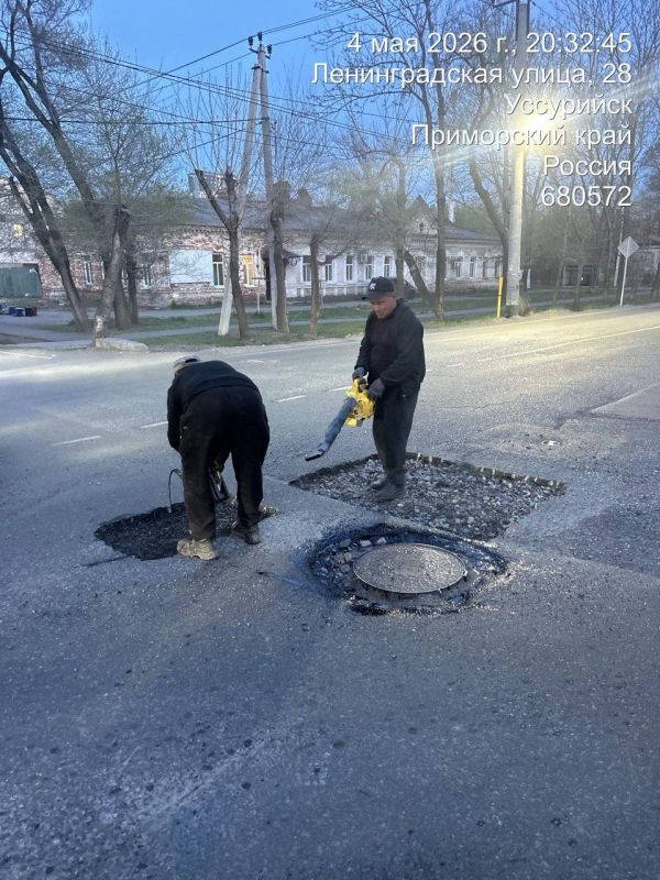 Коммунальные службы Уссурийска проводят содержание дорожной сети Коммунальные службы Уссурийска проводят содержание дорожной сети