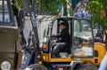 Во Владивостоке продолжаются работы по преображению сквера Городов-побратимов